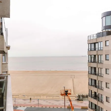 Huswell - Luxurious Two Bedroom With Lateral Seaview *
