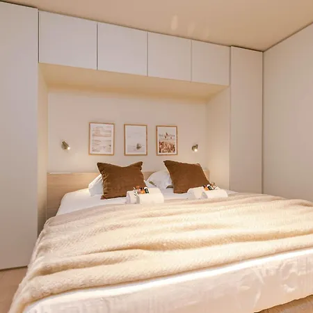 Huswell - Luxurious Two Bedroom With Lateral Seaview * Knokke-Heist